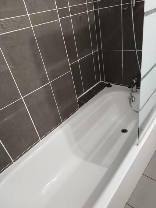 F4 - Duplex Spacieux Proche D'Orly Apartment Athis-Mons Exterior photo